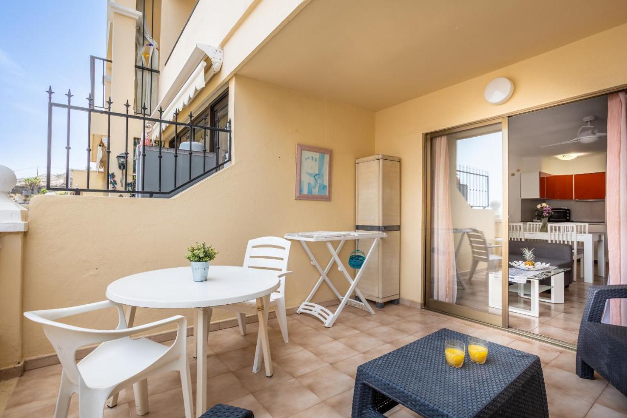 Castle Harbour Phoebe'S Flat Los Cristianos By Lovetenerife Exterior foto